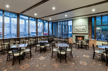 Best Western Pony Soldier Inn  Suites