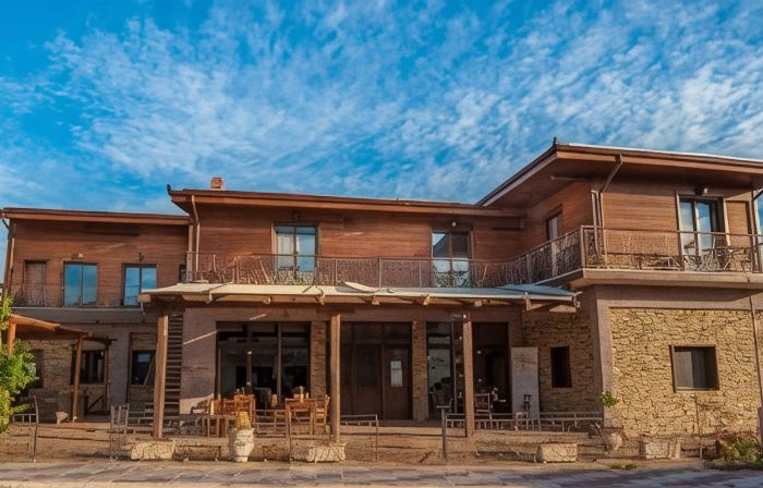 Polys Guest House