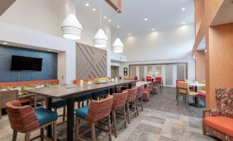 Hampton Inn & Suites Xenia Dayton
