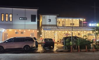 Taean Mongsan Pension