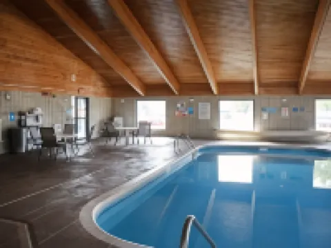 Baymont by Wyndham Waupun Hotels in Fond du Lac County