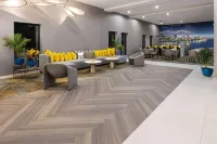 La Quinta Inn & Suites by Wyndham Memphis I-240