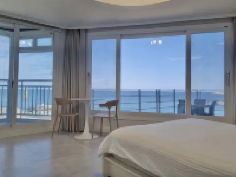 Goseong Chereville Pension