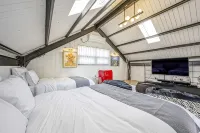 Cheongdo Havi Caravan Glamping Pool Villa