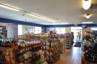 Knights Inn Quincy - parking