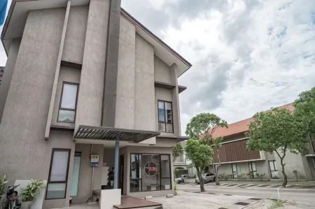 3J Living Отели в г. Curug