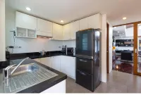 普拉納魯克斯泳池度假屋旅館