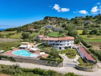 Luzia Agriresort - Piscina Panoramica e Vista Mare a Capo Vaticano