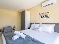 Complete Stay by the Sea, Just 10 Meters From the Beach - Aars Hotels near Campeche