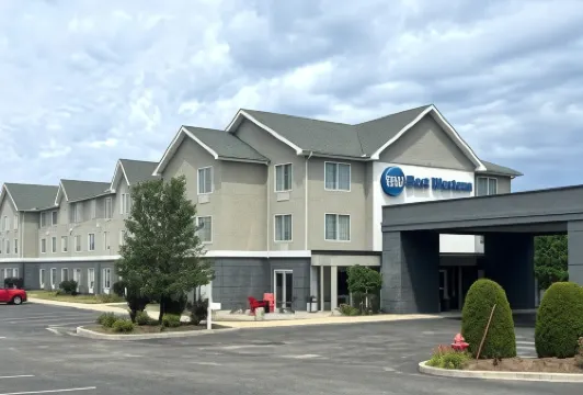 Best Western Erie Inn  Suites