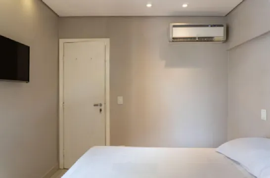 2brs apt 950 m fr/ Flamboyant Mall Unq1104 Hotels in 