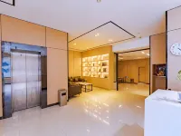 如家睿柏·雲飯店（南京曉莊地鐵站店） 燕子矶附近的飯店