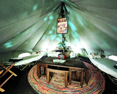 1949 Jim Dandy Vintage Glamping Camper #8 - Premium Resort Amenities Included! Hotels in Phelps