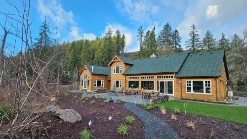 RiverSong Main: 3br 2ba River Access, Rock Pool, Creek View, Nature Life