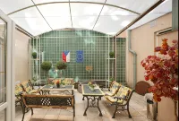 Hotel Golden City Garni - Airport Shuttle