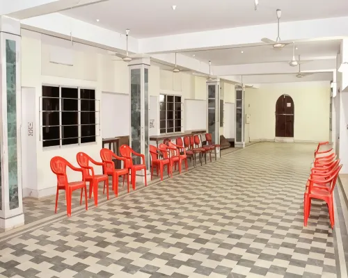 Hotel Yashoda International, Deoghar โรงแรมในดิโอฆาร