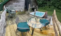 Secluded Cozy Luxurious Cabin, Gourmet Kitchen On 100 Acres W/ Miles Of Trails - シャレー