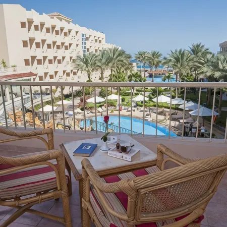 Sea Star Beau Rivage Hotel