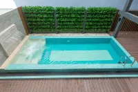 Recenta Style Phuket Town - Romantic