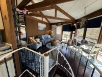 Sleep in a Treehouse!!