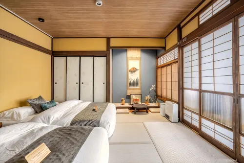 T301古い町並み&朝市徒歩圏｜桜山八幡宮至近｜無料駐車場6名泊可 - ヴィラ