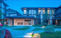 Zhujiajian Haixing Pavilion Hotel (Zhoushan Putuo Mountain Airport Centipede Zhi Wharf Branch) - Condos