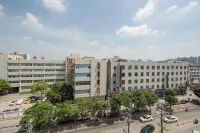 Ruishe Hotel (Xintian City Plaza, Licheng) - غرفة مطلة على الجبل
