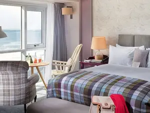 Popular 4-Star Select Hotels in Clare