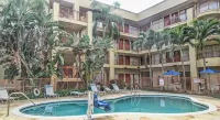 Boca Suites Deerfield Beach, SureStay Collection by BW - Beach
