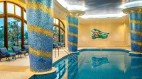 Shanghai Disneyland Hotel - Luxury