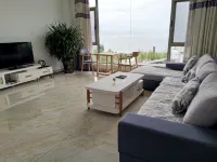 Lake Sound Hostel - Inns