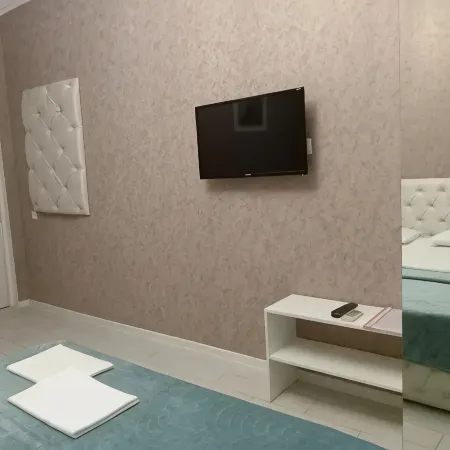 Nadezhda Living Quarters