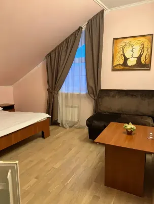 Duet Hotel - Inns