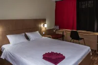 Vyatka Hotel - parking