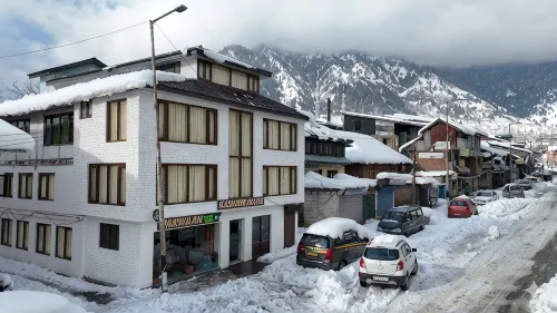 Kashmir House Pahalgam
