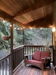 The Woodpecker Cabin on Guemes Island with Hot Tub! - 3 ดาว