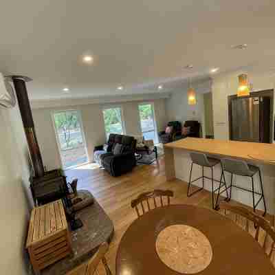 Moonlight - Charming retreat | 10 mins from Hepburn Springs Spa | Fireplace Others