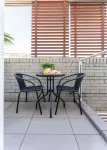Elegant Apartment in the Heart of Newtown with Secure Parking - Homestays