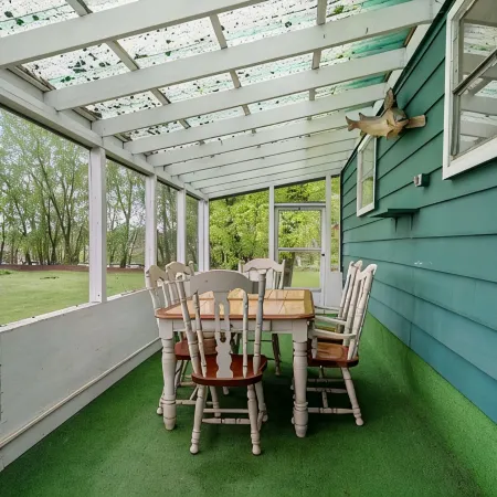 Unplug at RIVER RUN—Secluded, Waterfront, Kayaking