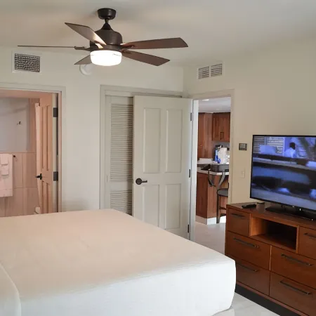 Gorgeous Beachfront Ground Floor 2 Bedroom 2 Bath Condo