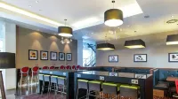 Hampton by Hilton Liverpool City Centre - bar