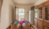 Swan villa with private pool, absolute privacy - Kitchens