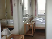 Apartment with a sweeping view of beautiful sunsets Hotels in Dornumersiel
