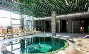 Aqua-Minsk Hotel