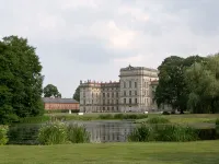 Quiet nice apartment at the naturepark Sternberger Seenland and many attractions - 2-Star