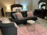 Chic Studio B w/private yard