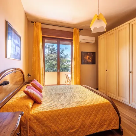 New Luxury & Quiet 2BR Apt with Terrace and Views