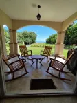 Hacienda Iguana 2 bdrm 2 bth Surf Condo w/pool - Homestays