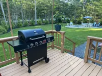 Awesome Patio With Fire Pit, Farmers Porch, Deck With Grill! - Gym