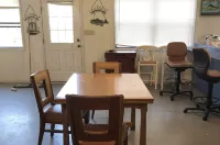 Four bedroom river house located minutes away from Matagorda, TX and the beach. - 2-Star